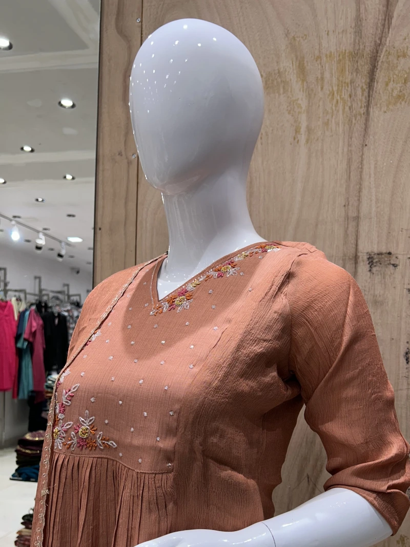 Shimmer Mul Chanderi Anarkali Salwar Suit 5