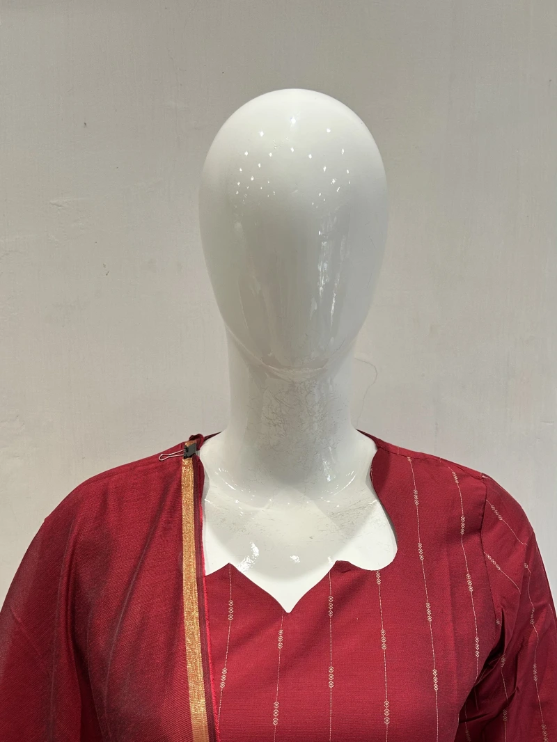 Red Raw Silk Kurta Set With Patterned Dupatta 4